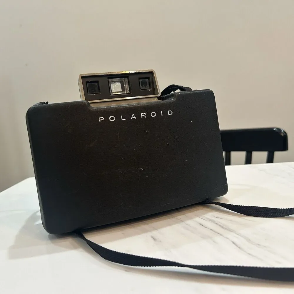 Polaroid Countdown M80 Automatic Land Camera Folding Bellows w/ Case & Strap